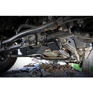 jeep-jk-front-dana-44-skid-plate_797-installed.jpg