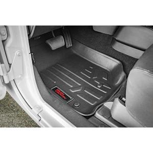 jeep-floor-mats_m-6141-installed-driver_1.jpg